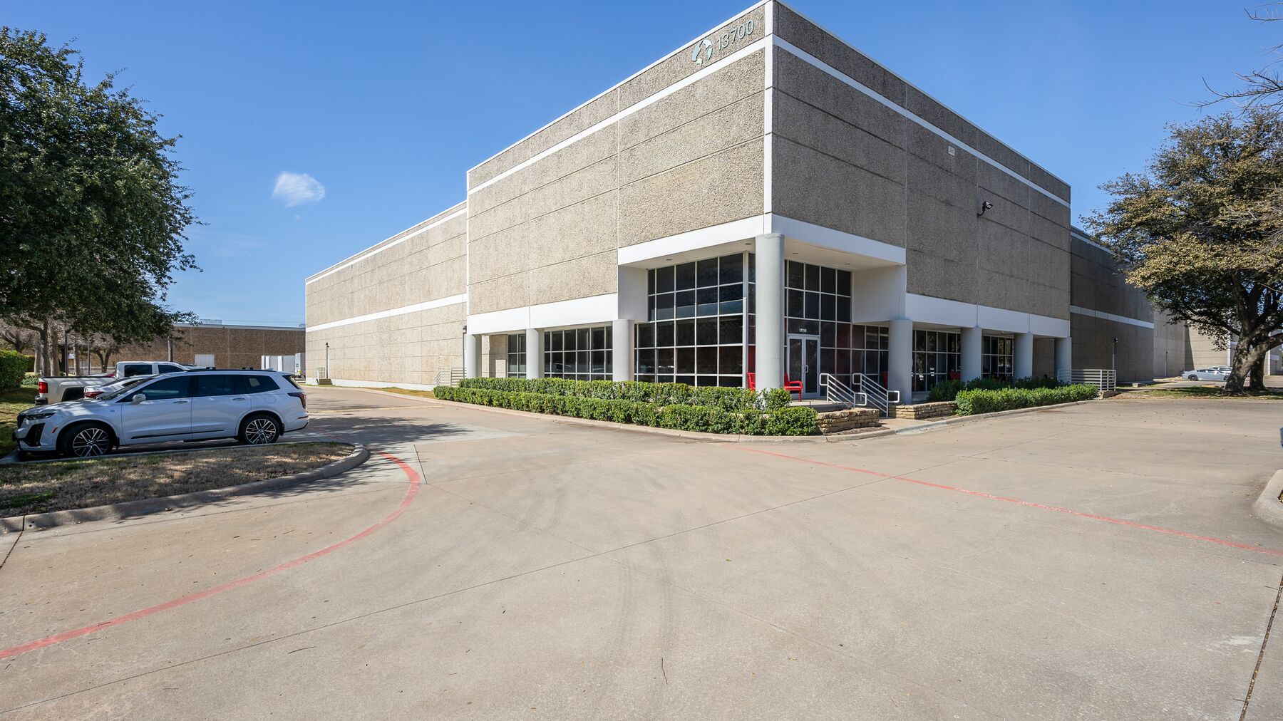 Prologis-Valwood-3-13700-Benchmark-Dr_Photo.jpg