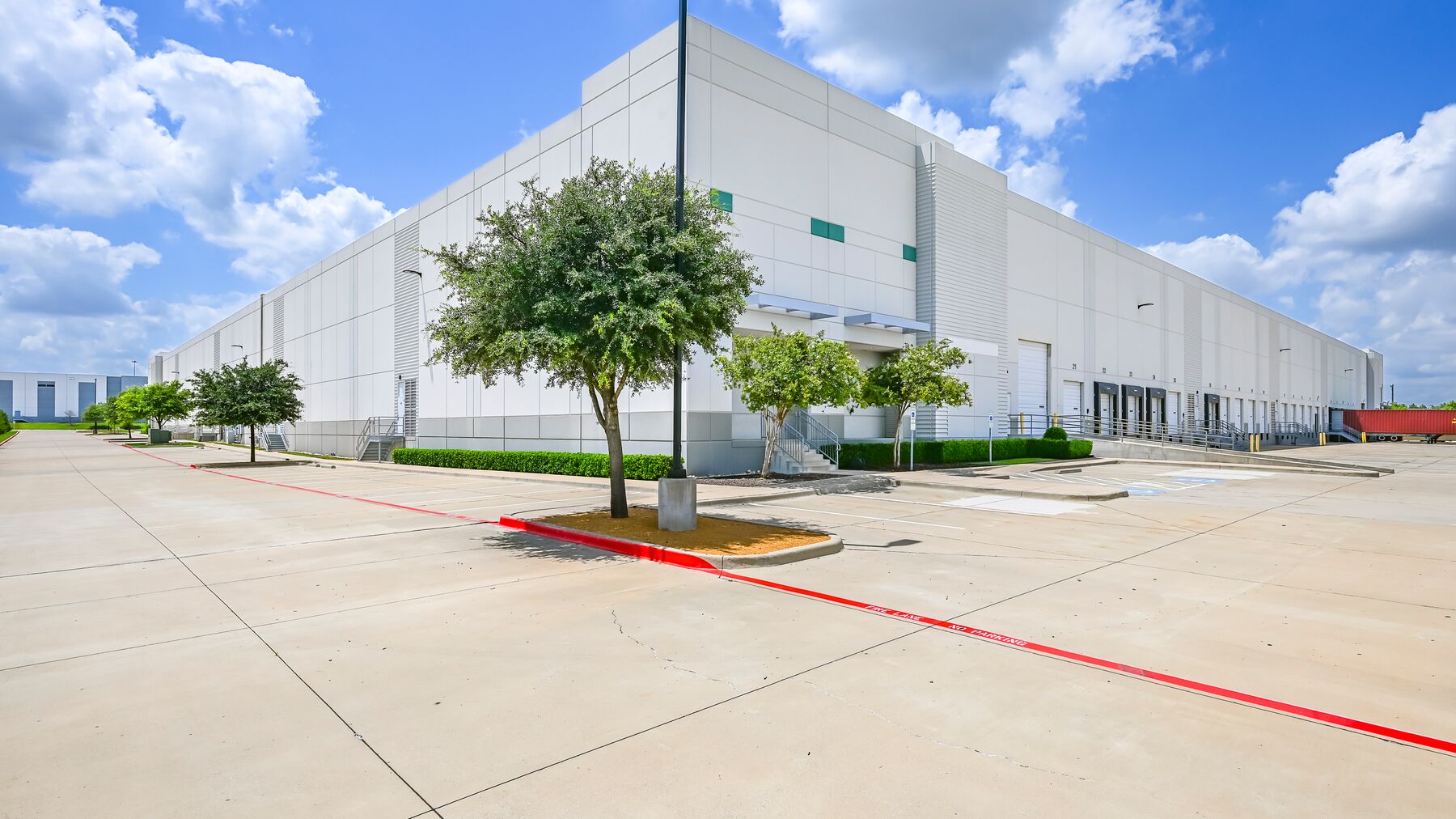 Prologis-Mesquite-3-DAL00603-5181-Samuell-Blvd_Photo.jpg
