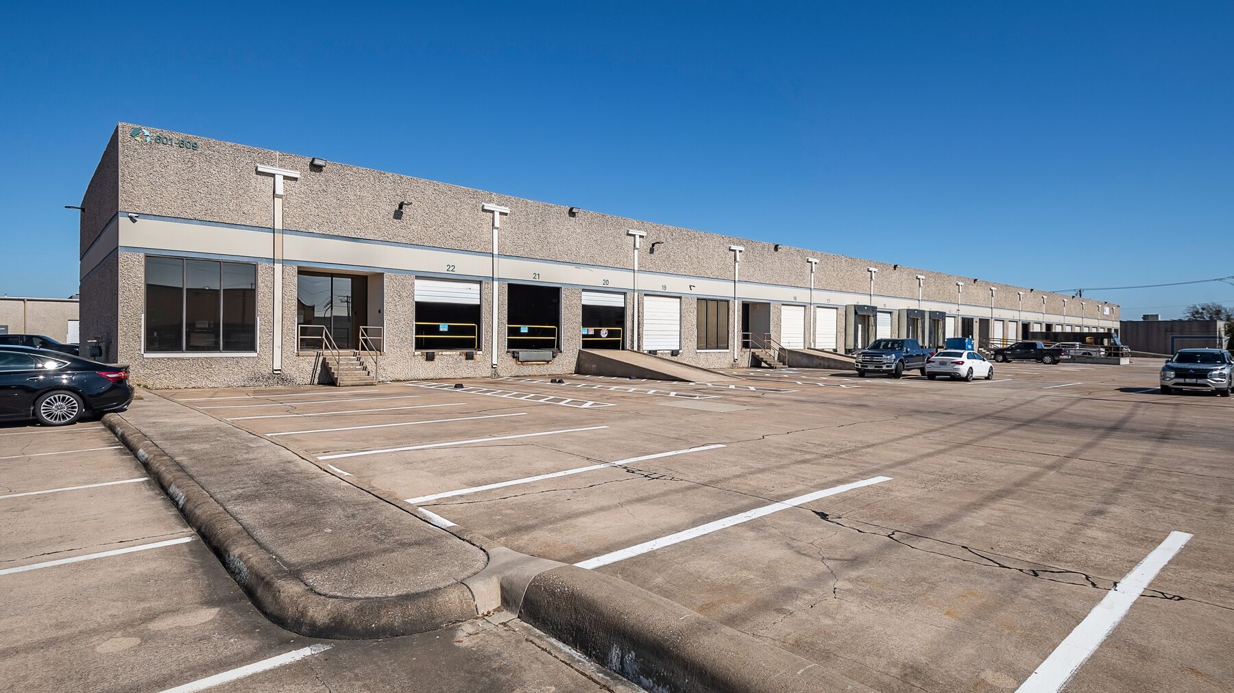 Prologis-Great-Southwest-70-DAL01770-609-Avenue-R_Property-Photo.jpg