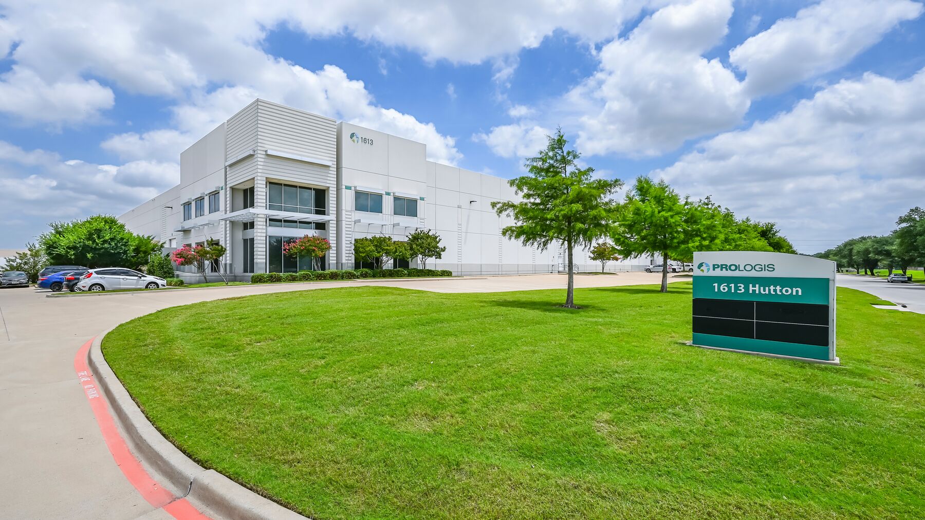 Prologis-Valwood-Corporate-Center-3-DAL03903-1613-Hutton-Drive_Photo.jpg