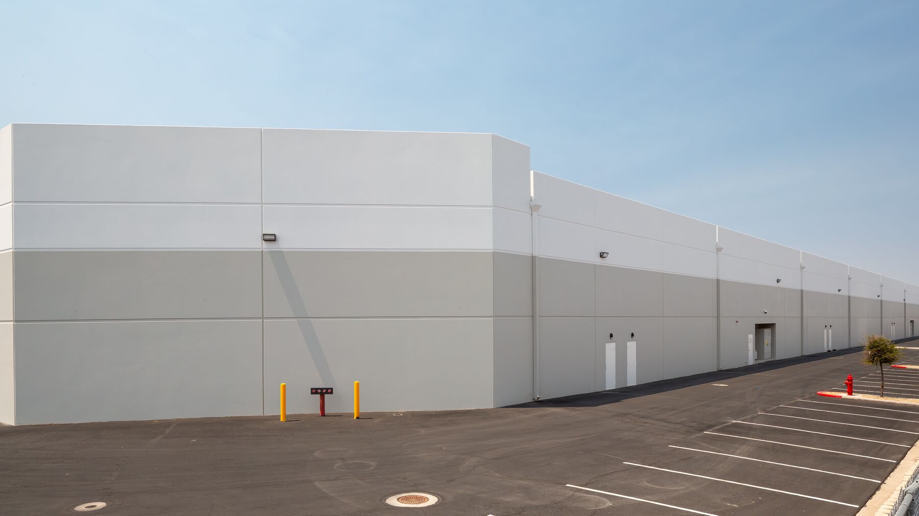 Prologis-Cheyenne-Distribution-Center-1_-2.jpg