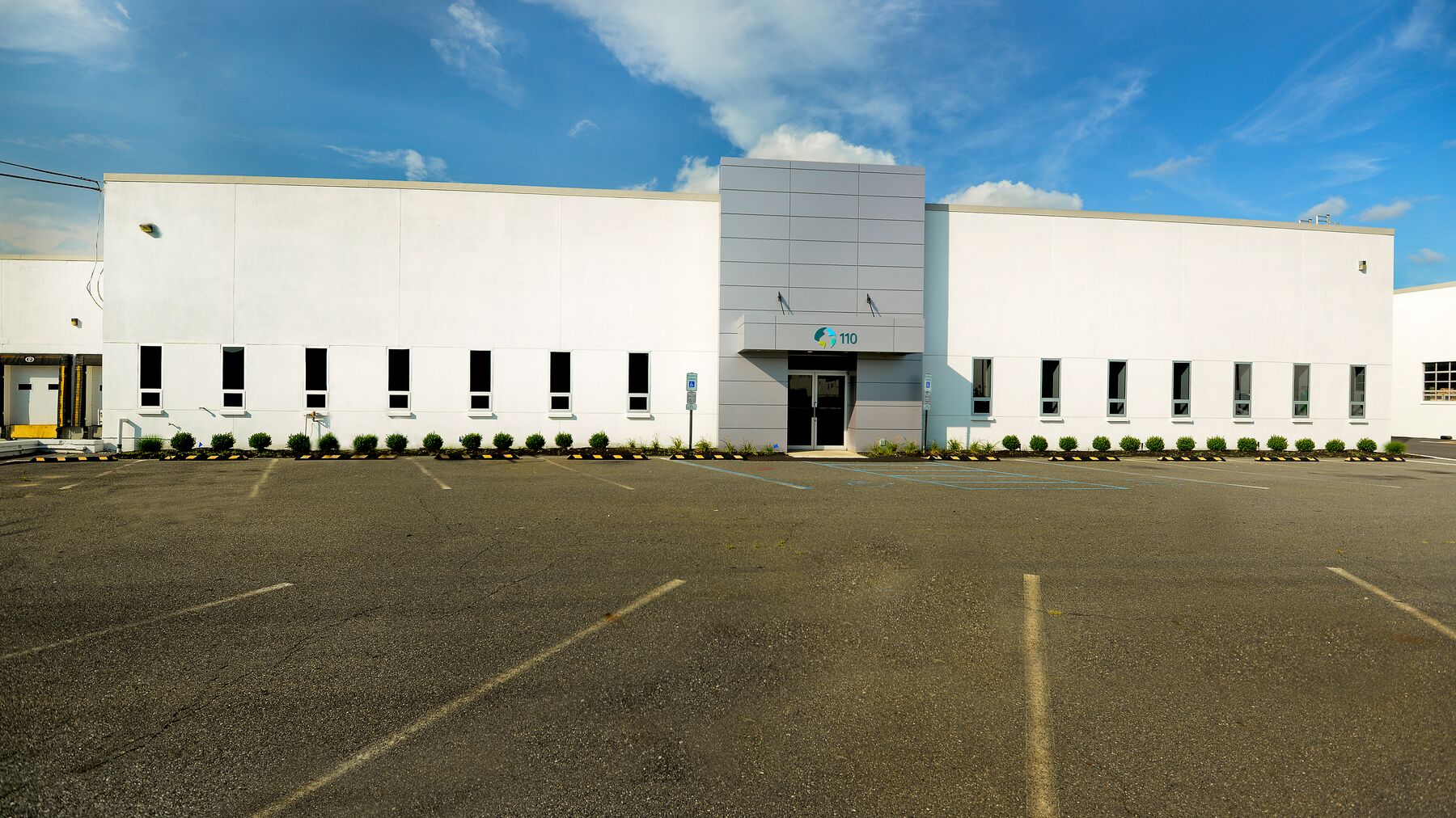 Meadowlands_110-Amor-Avenue-05.jpg
