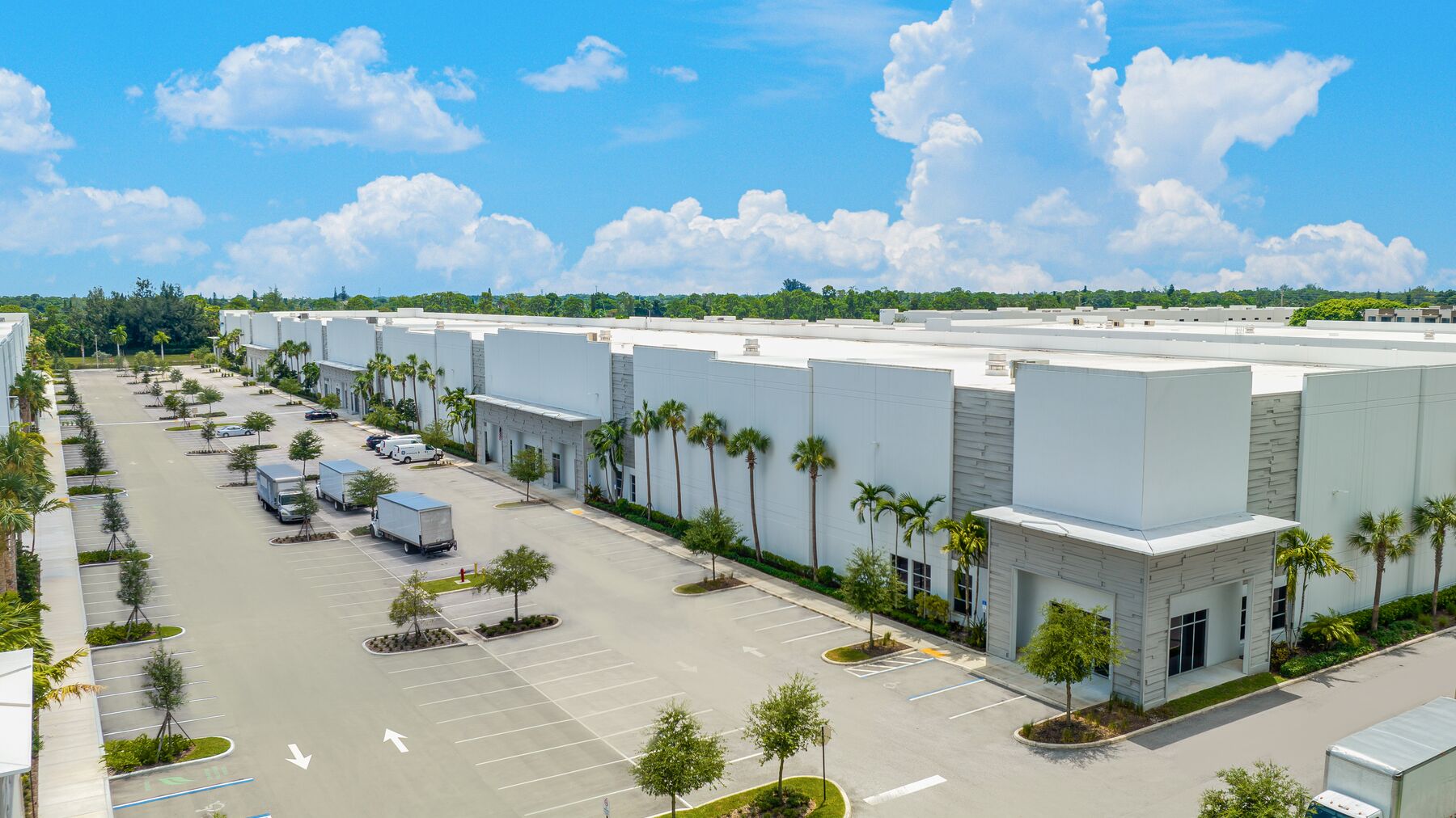 Prologis-Airport-Center-4-Property-Photo.jpg