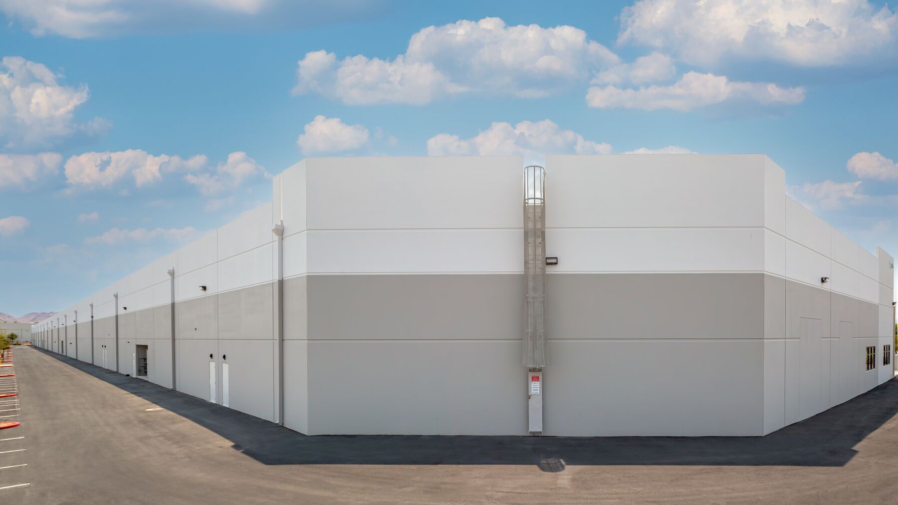 Prologis-Cheyenne-Distribution-Center-1_-3.jpg