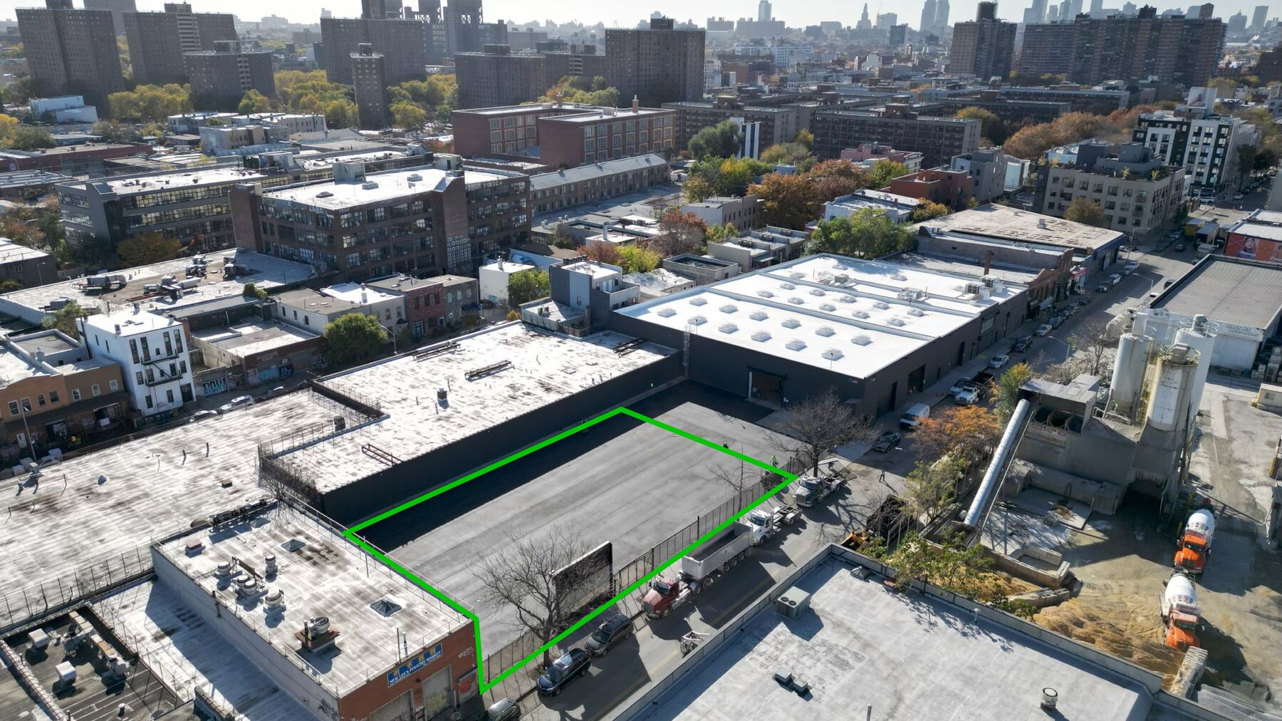 280-Johnson-Avenue-Parking-Image.jpg