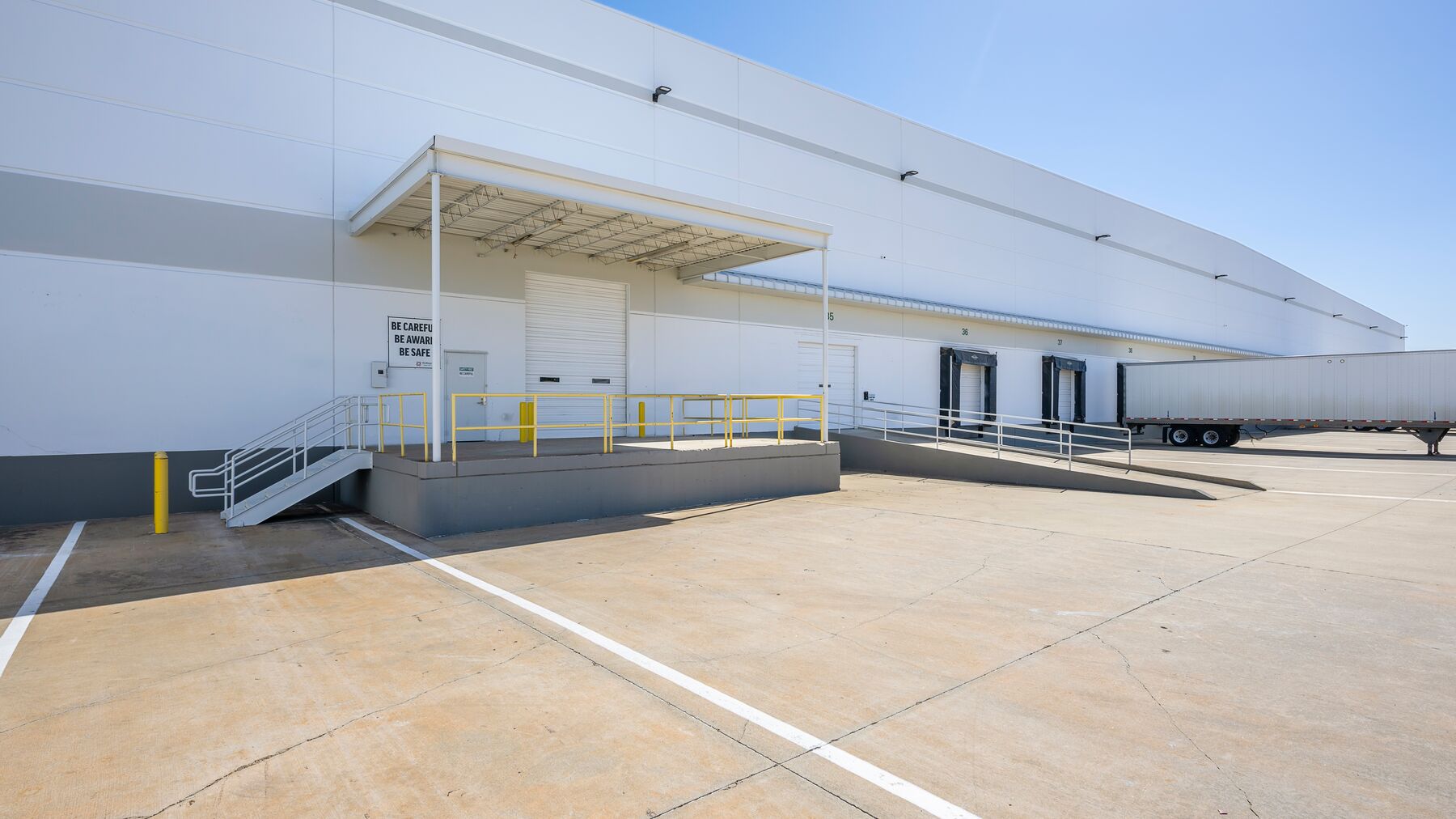 Prologis-Great-Southwest-61-DAL01761-14900-Frye-Rd_Photo.jpg