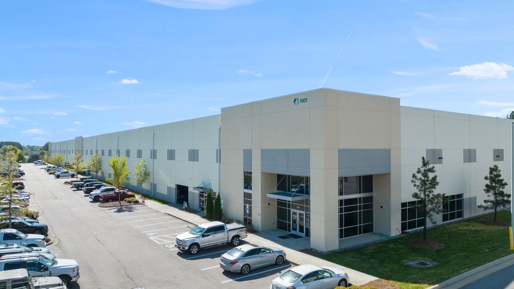 DPM-Prologis-Greenfield-North-1001_Building-Exterior.jpg