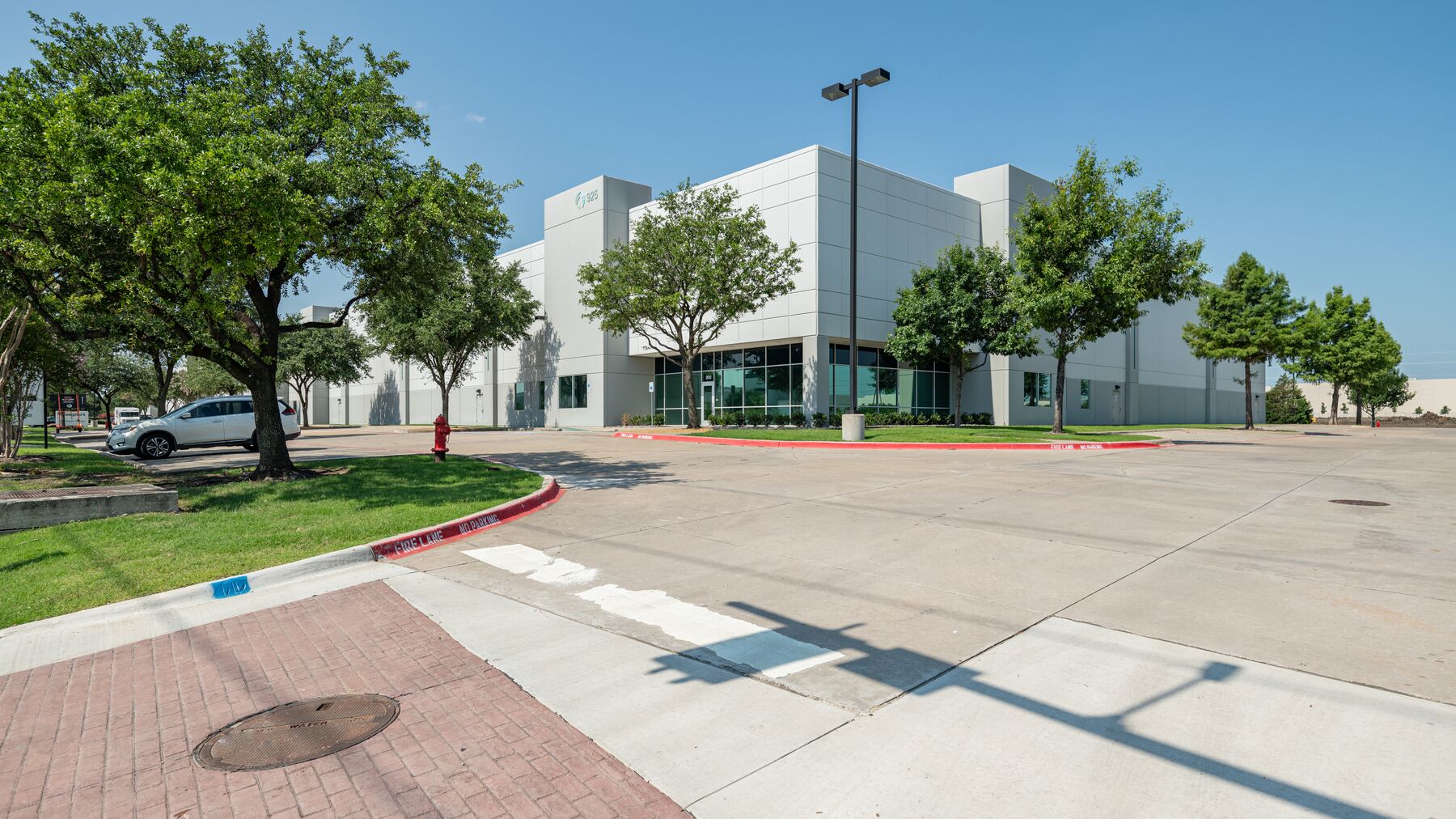 DPM-Freeport-Corp-Ctr-6_-2.jpg