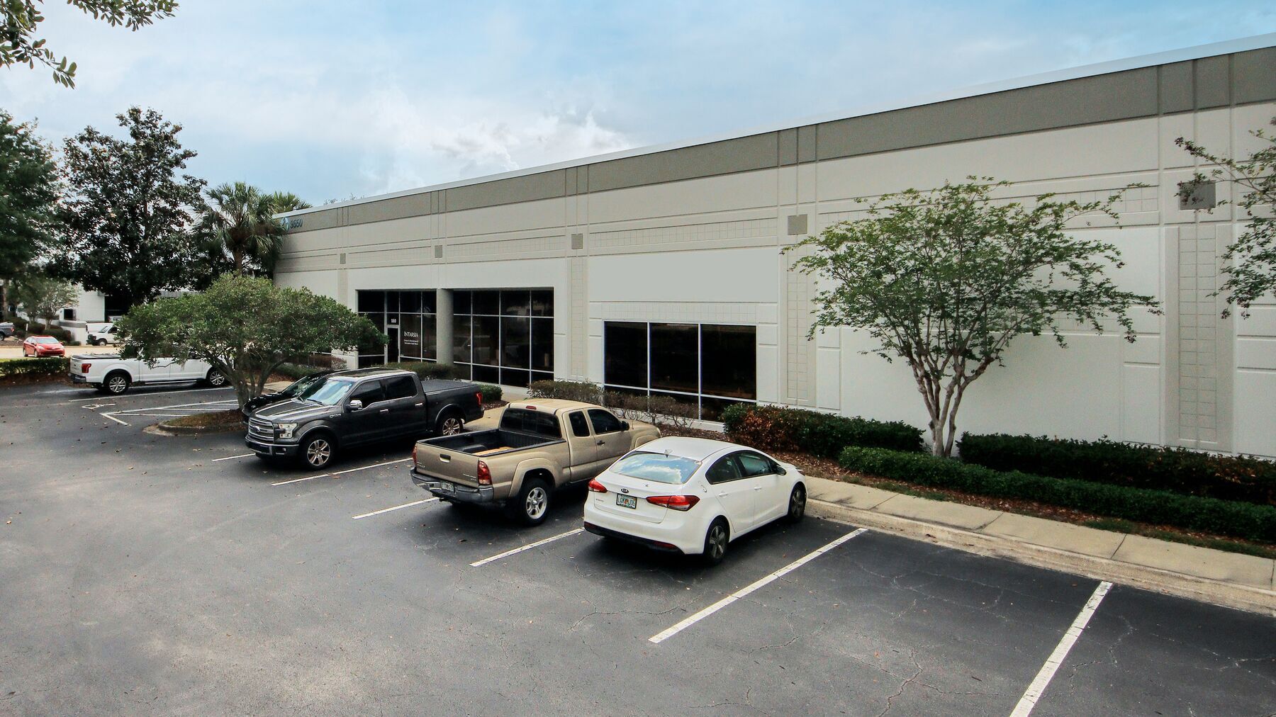 DPM-Prologis-Cypress-Park_9550-Satellite-Boulevard.jpg