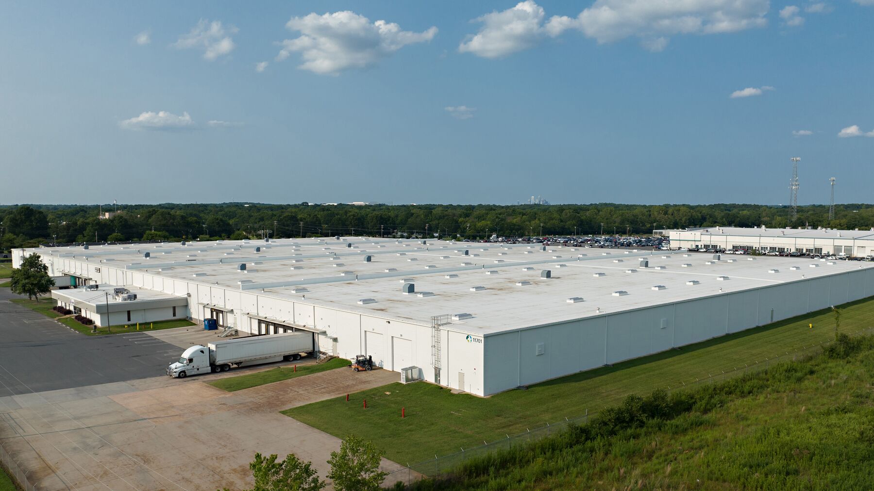 DPM-Prologis-Goodrich-11701_Property-Photo.jpg