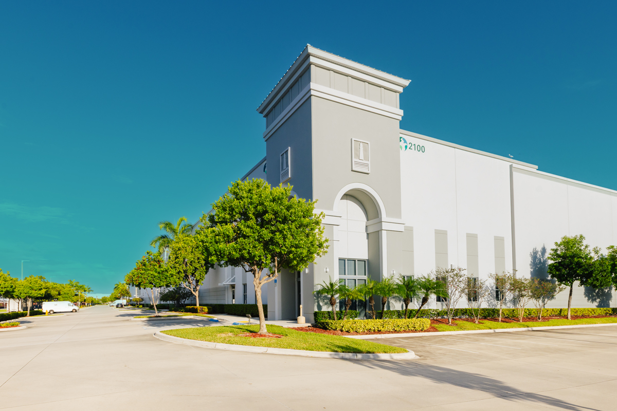 Prologis-Beacon-Lakes-23-Property-Photo.jpg